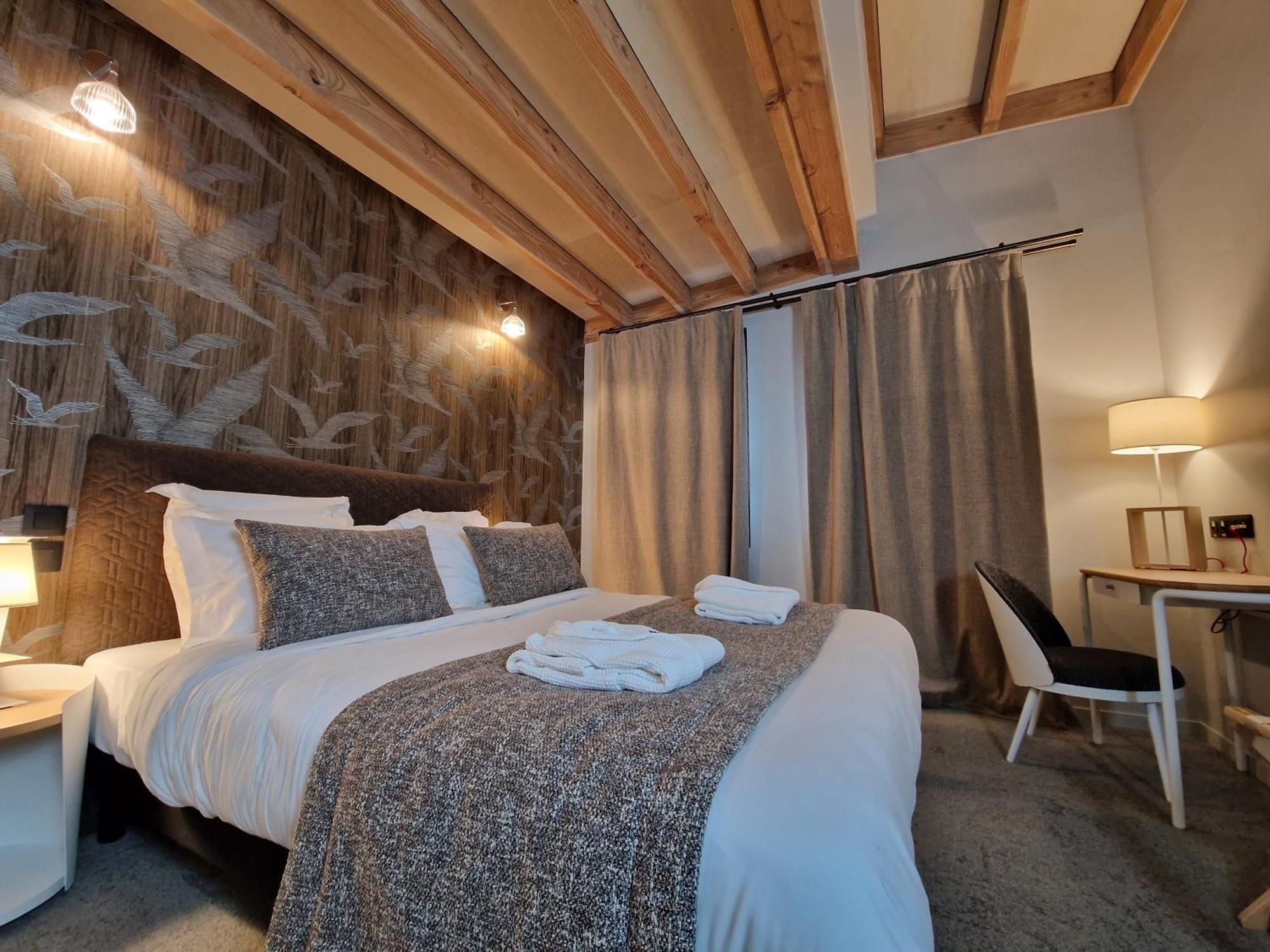 Domaine De L'Epau Eco-Resort Yvré-lʼÉvêque Exterior foto